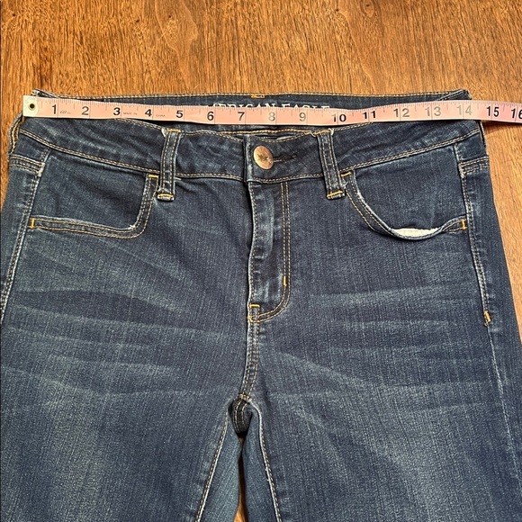 American Eagle Outfitters Dark Wash Jegging Distressed Raw Hem Size 6 - Picture 11 of 13